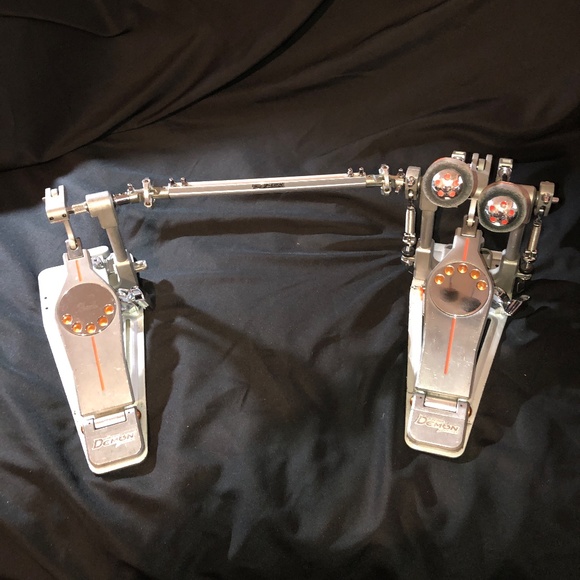 Pearl Demon Drive double Bass Drum Pedal Like New with case etc. - Picture 7 of 11